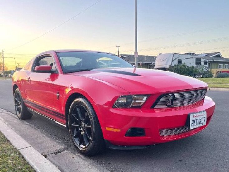 Thumbnail Photo undefined for 2010 Ford Mustang